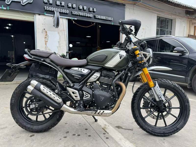 凯旋 Scrambler 400 X