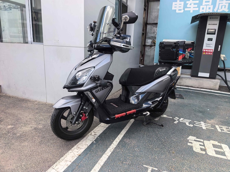 济南铃木 UY125