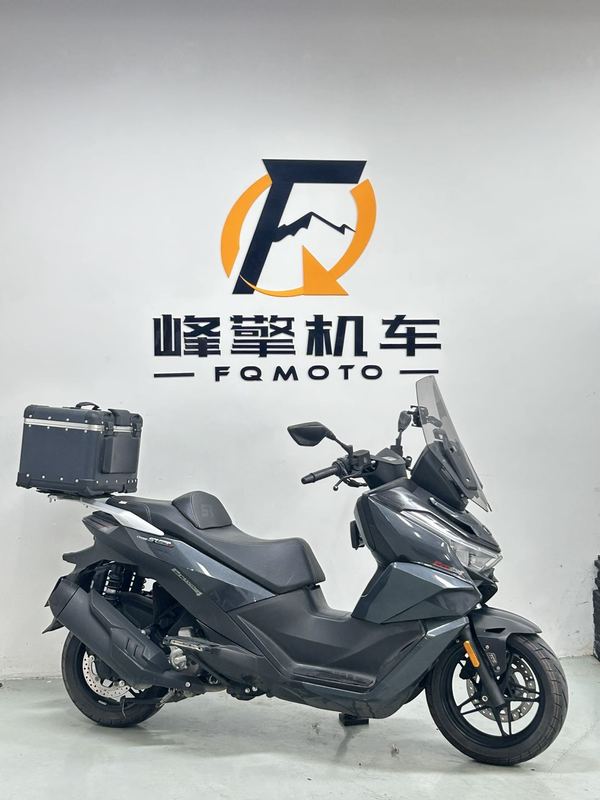 无极 SR250GT