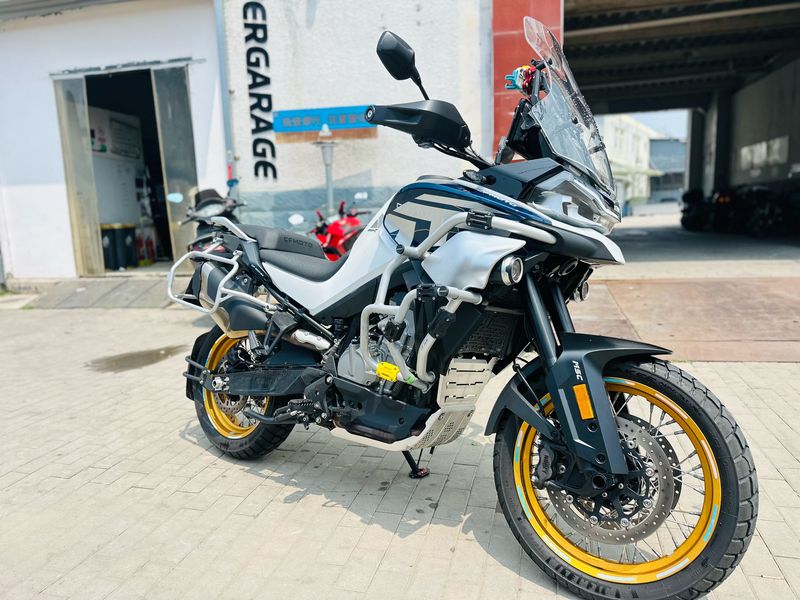 春风 800MT