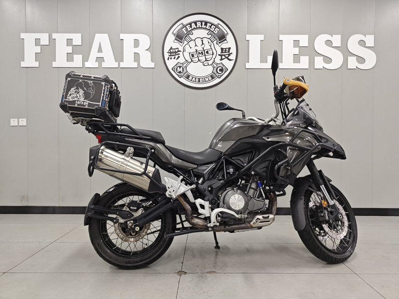 贝纳利 金鹏 TRK502