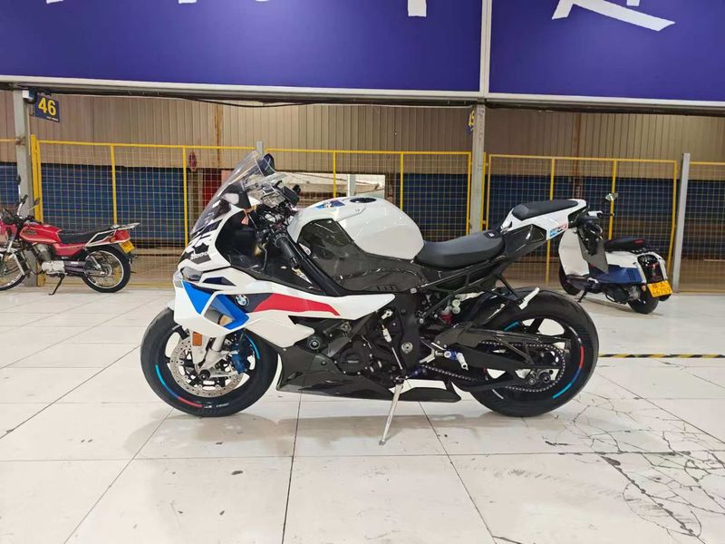 宝马 S 1000 RR