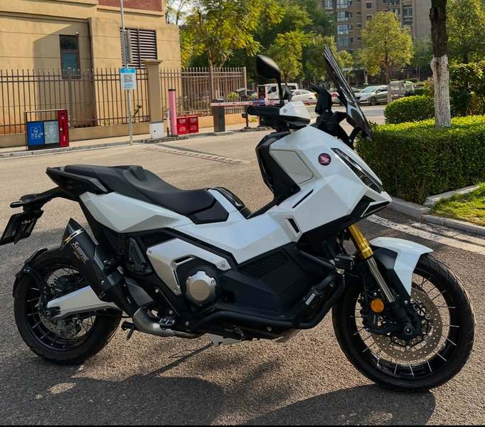 本田DREAMWING X-ADV 750