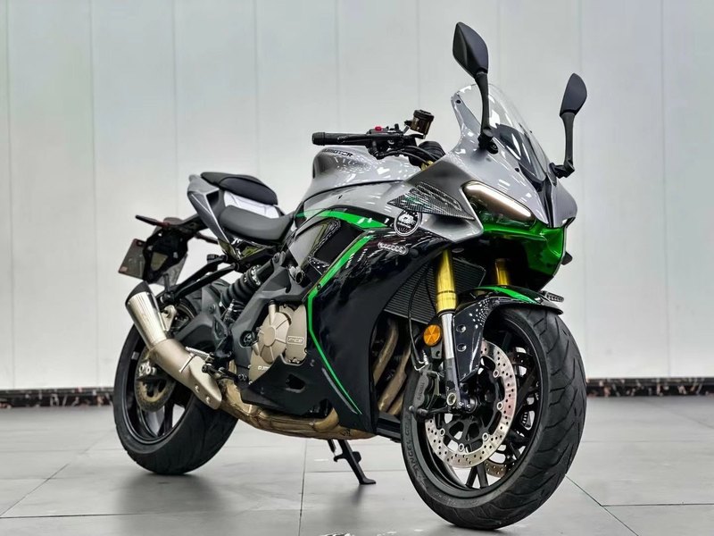QJMOTOR 赛600