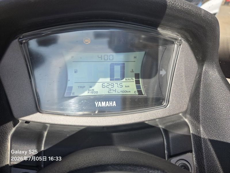 雅马哈 NMAX