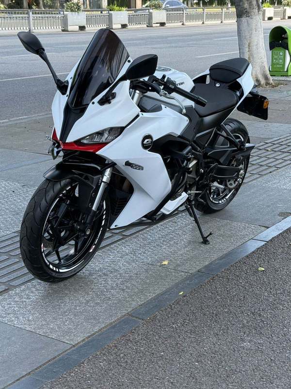 QJMOTOR 赛250