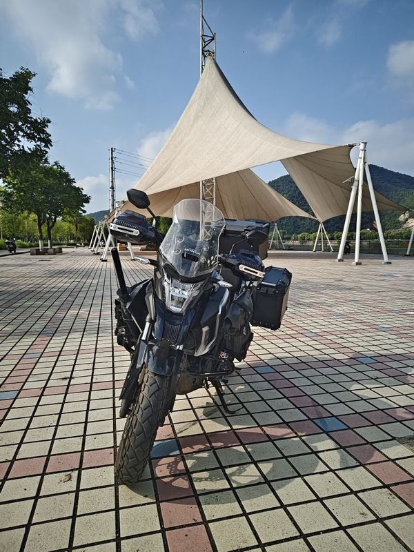 五羊本田 猛鸷 CB190X