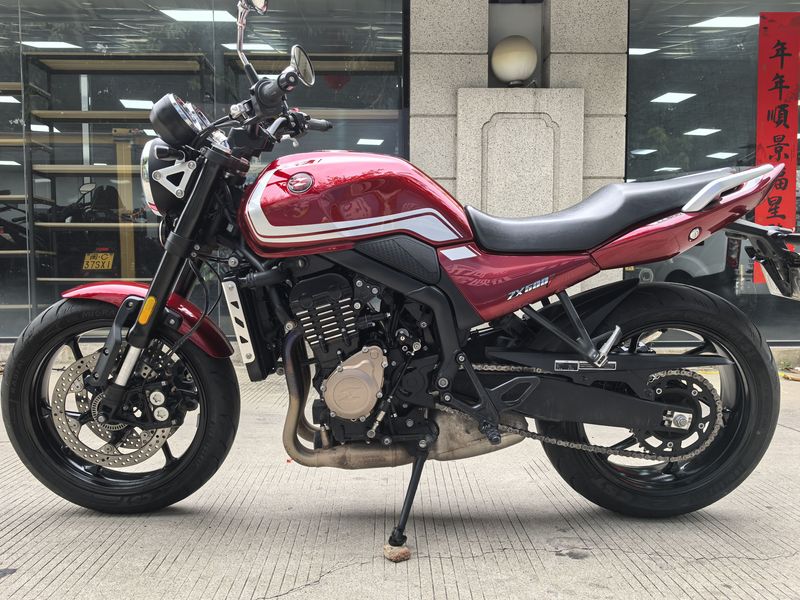 张雪机车 500F