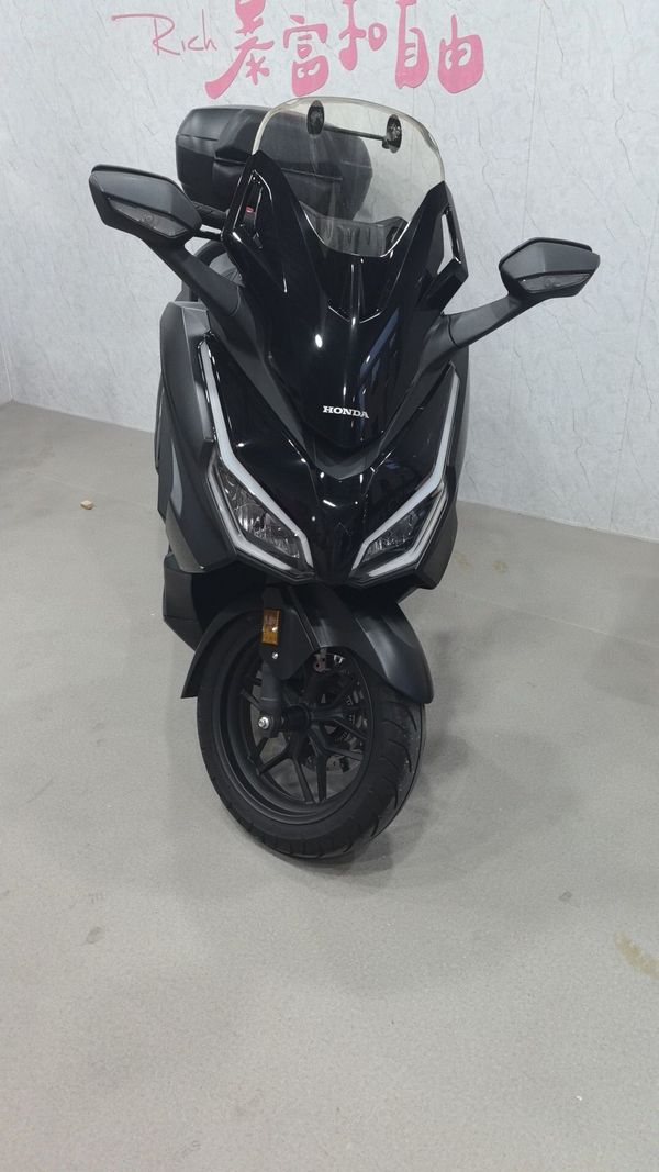 本田WING NSS350