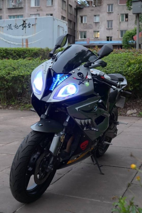 宝雕 BD 400 RR