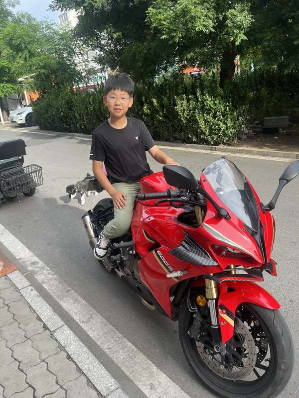 QJMOTOR 赛600