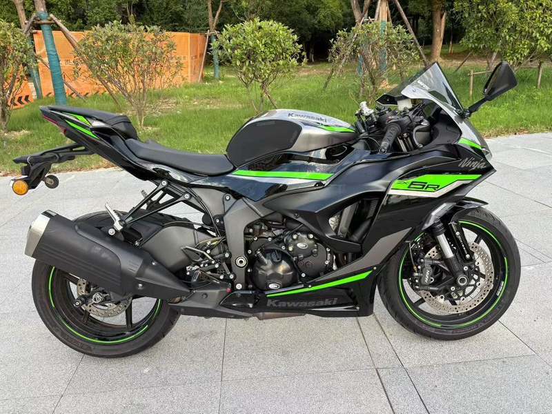 川崎 Ninja ZX-6R 