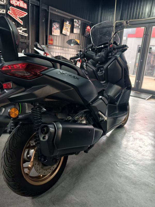 雅马哈 XMAX