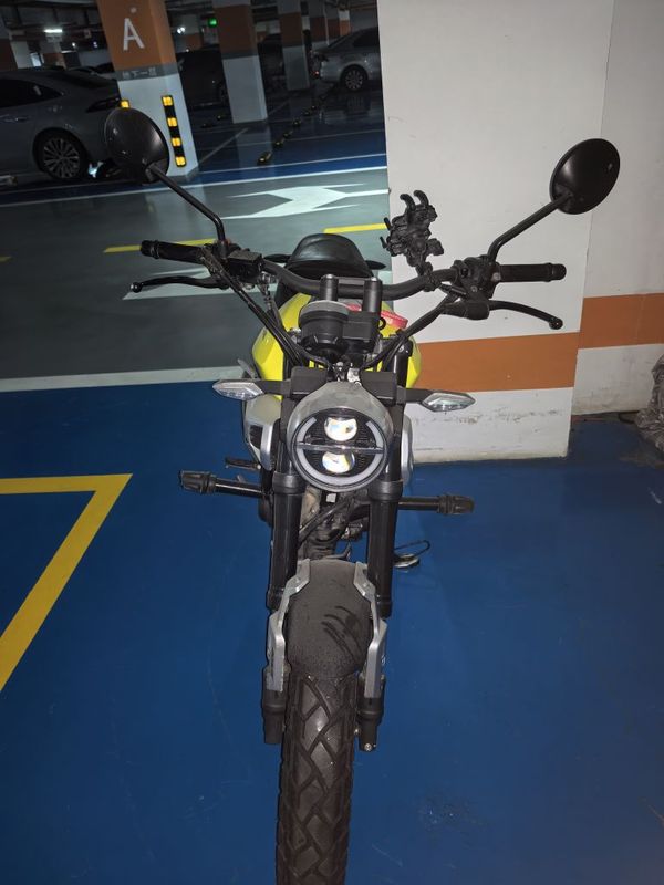新大洲本田 CBF190TR