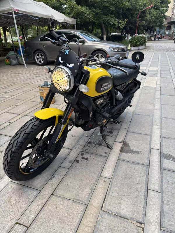 杜卡迪 Scrambler 800