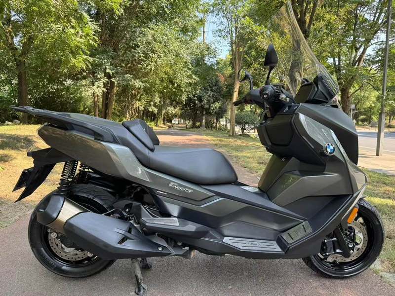 宝马 C 400