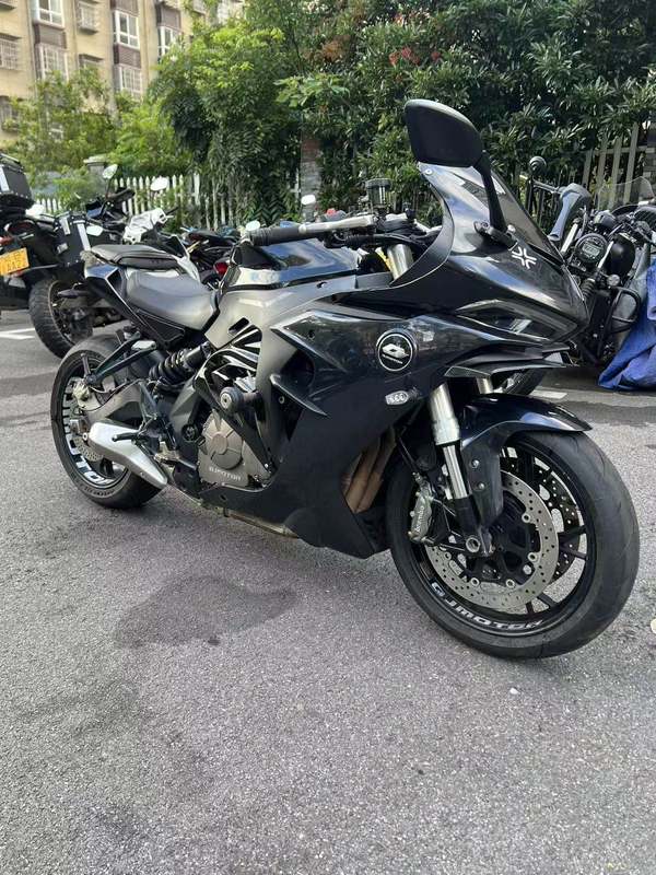 QJMOTOR 赛600