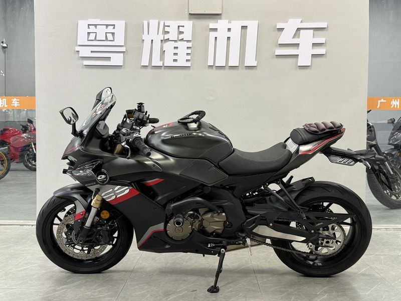 QJMOTOR 赛600
