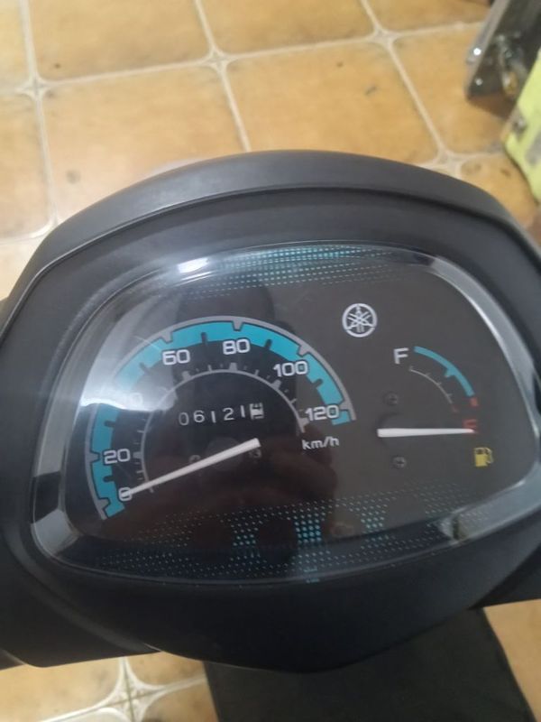 建设雅马哈 旭鹰125