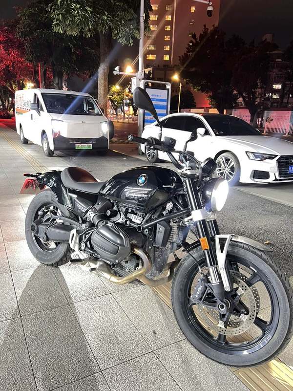 宝马 R 12 NineT