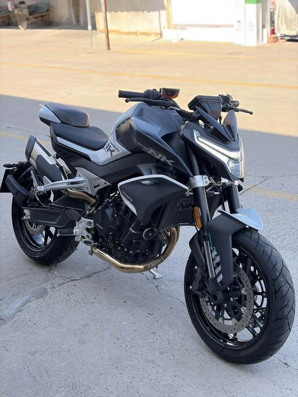 春风 800NK