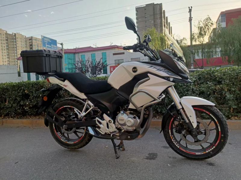新大洲本田 CBF190X