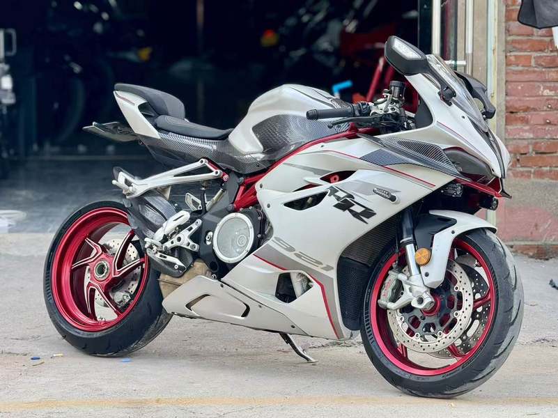 QJMOTOR QJ900GS-8D
