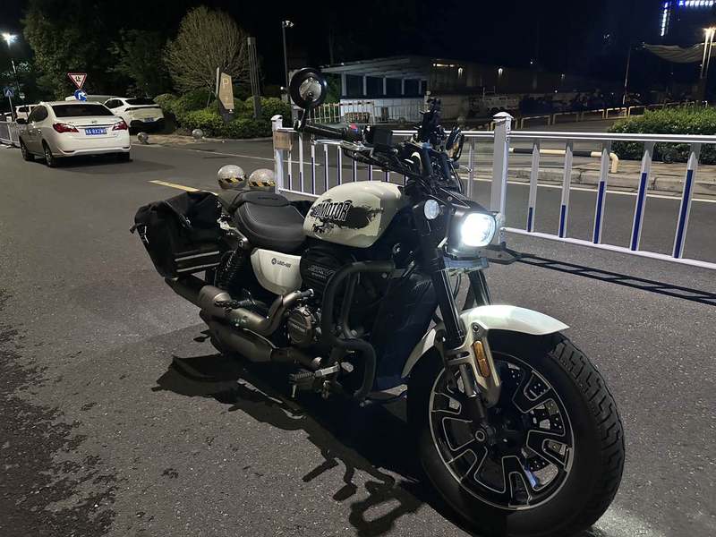 QJMOTOR 闪350