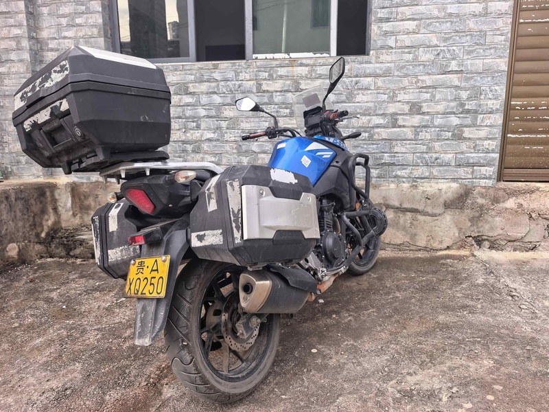 豪爵铃木 DL250