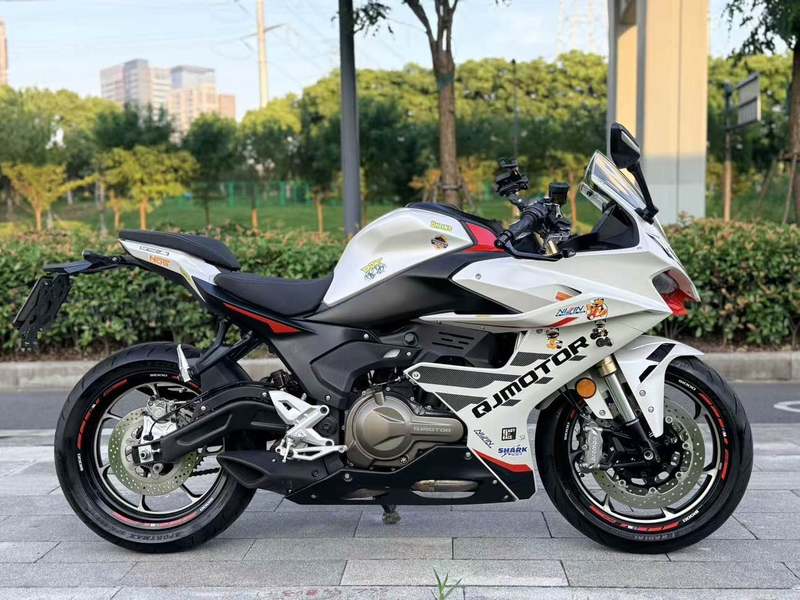 QJMOTOR 赛550