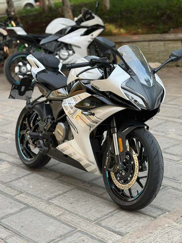 春风 250SR