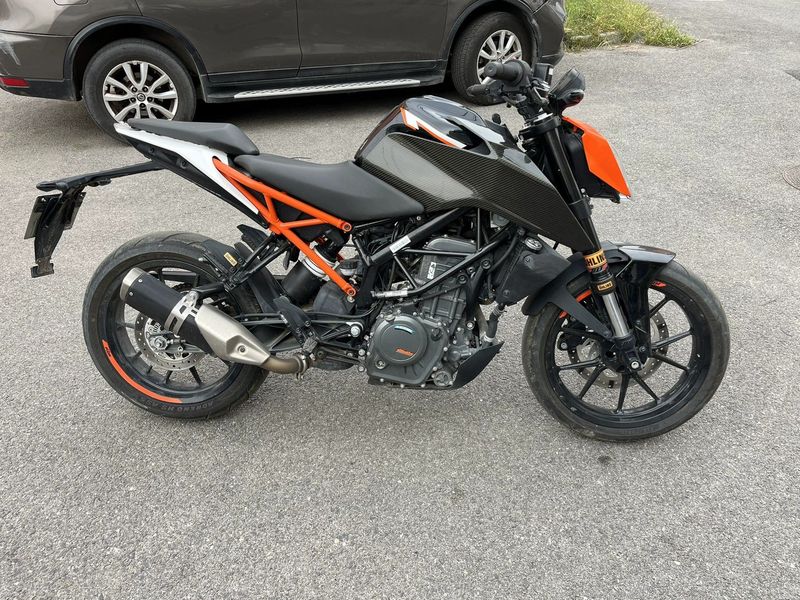 KTMR2R 250 Duke