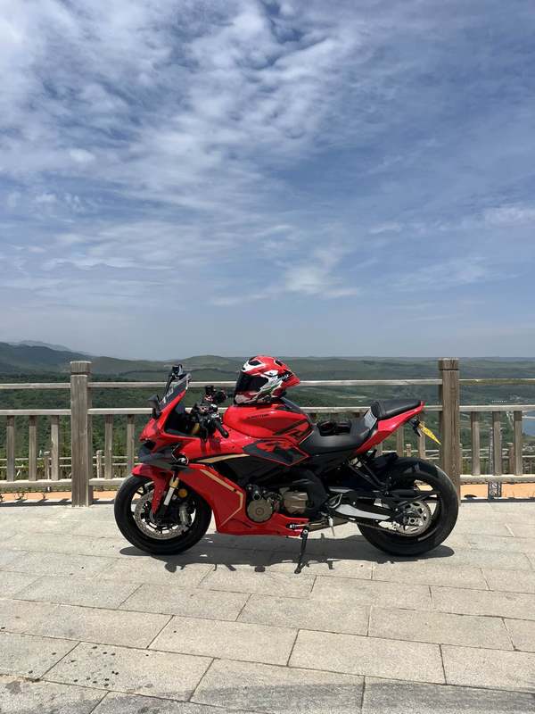 QJMOTOR 赛600