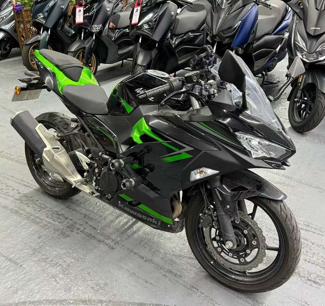 川崎 Ninja 400