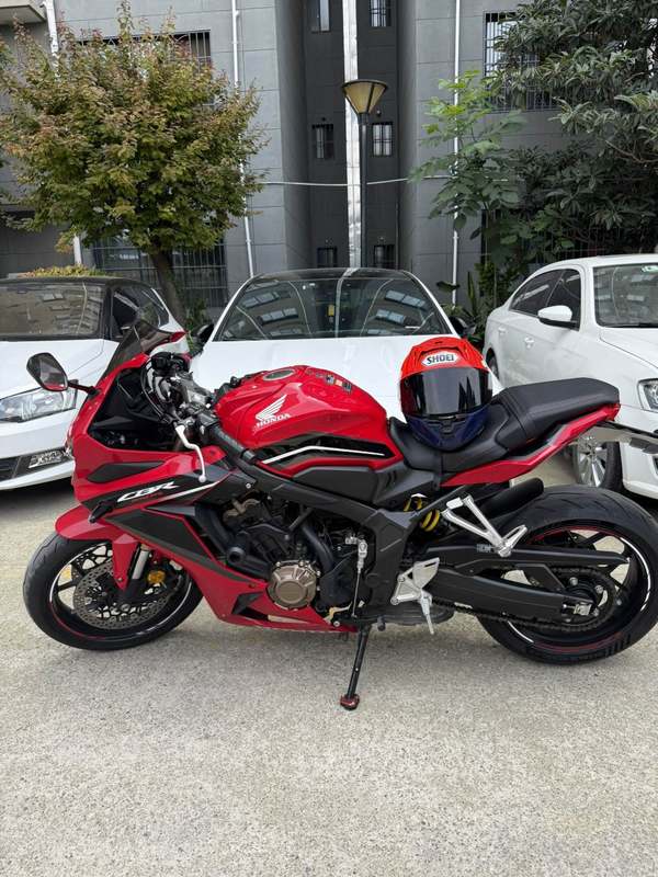 本田DREAMWING CBR650R
