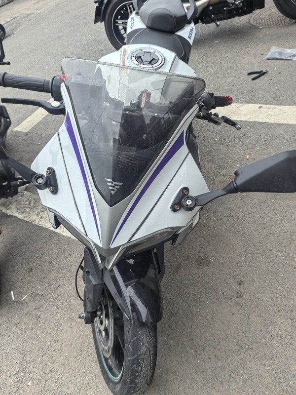 无极 300RR