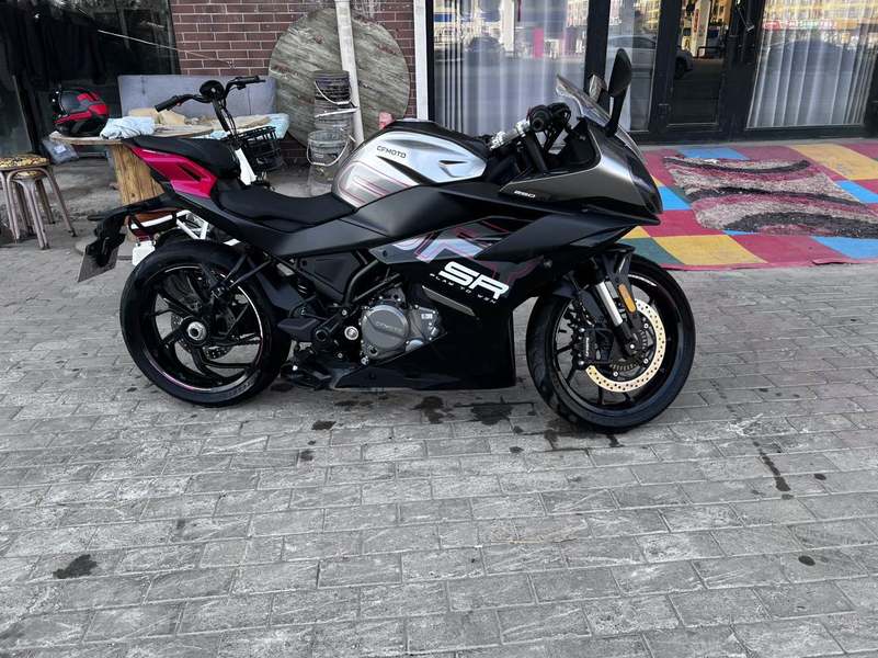春风 250SR