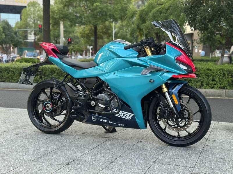 春风 250SR