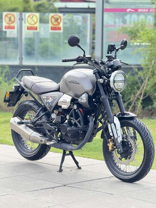 五羊本田 鸷道 CB190SS