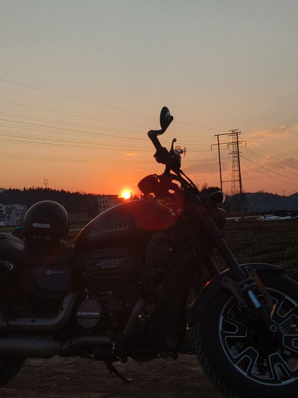 QJMOTOR 闪350