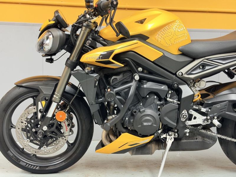 凯旋 Street Triple 765