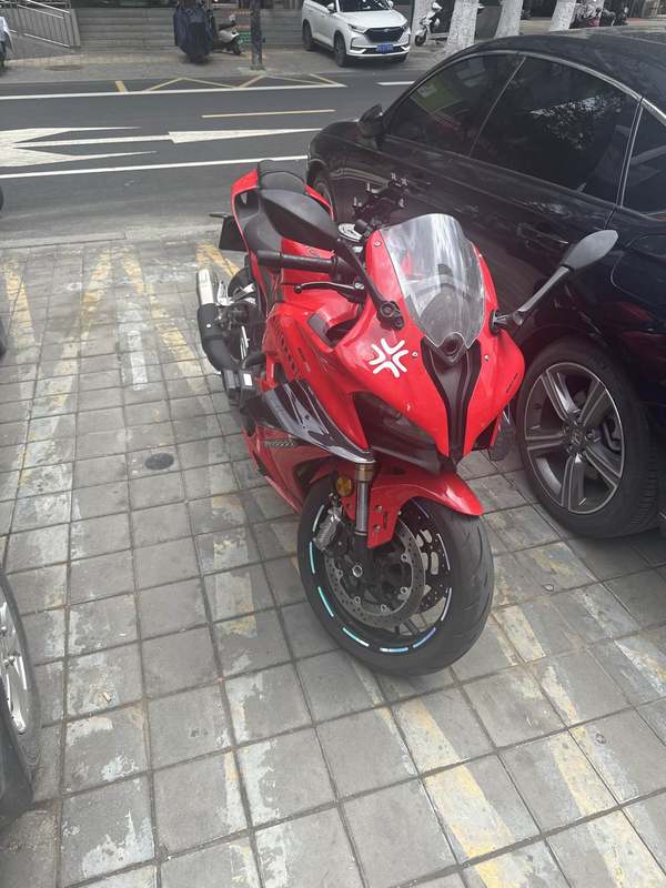 QJMOTOR 赛600