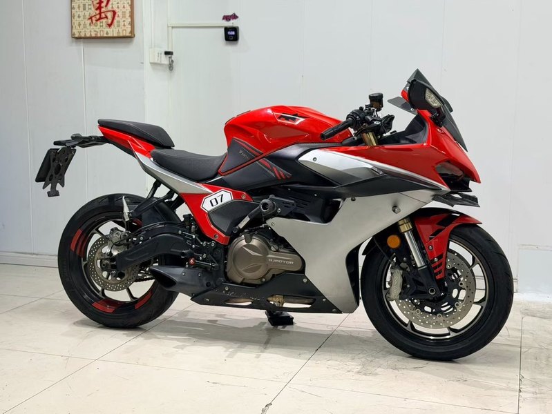 QJMOTOR 赛550