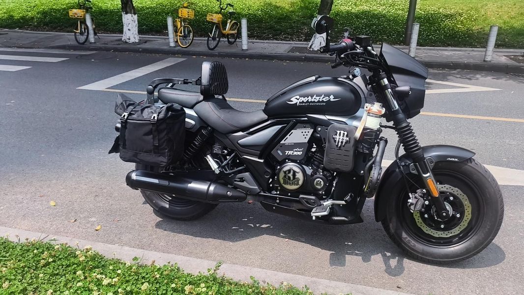 豪爵 TR300