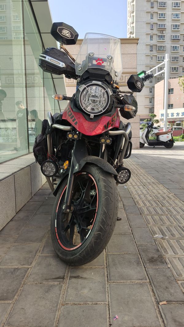 豪爵铃木 DL250