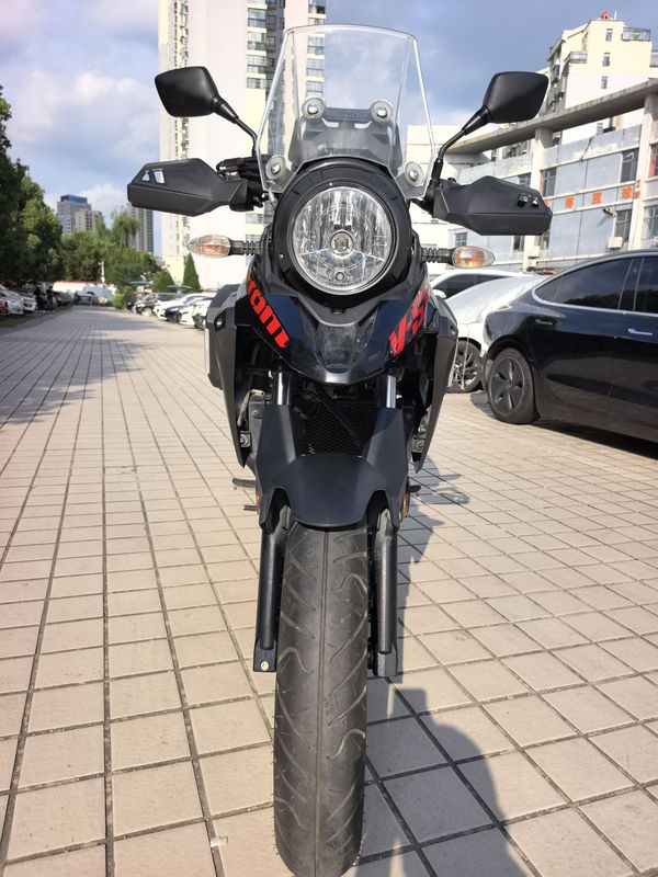 豪爵铃木 DL250
