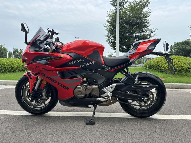 QJMOTOR 赛550