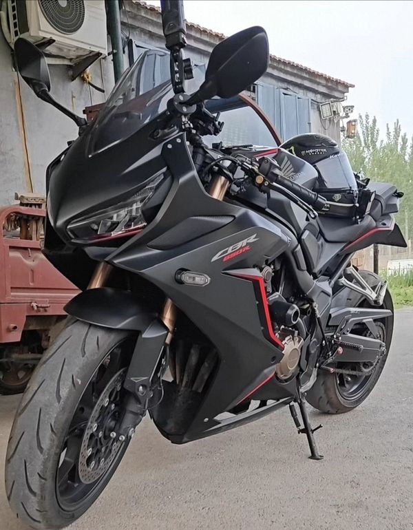 本田DREAMWING CBR650R