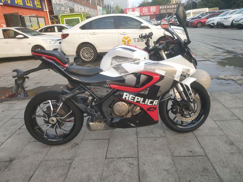 QJMOTOR 赛250