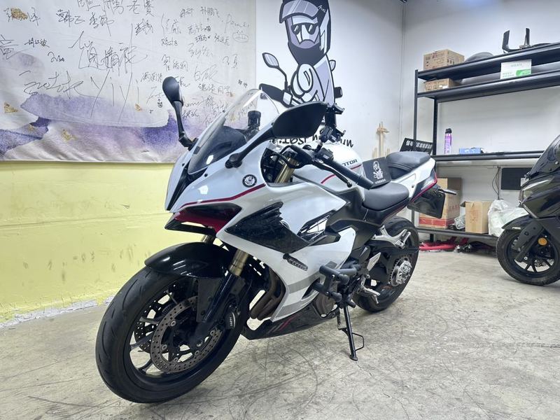 QJMOTOR 赛450
